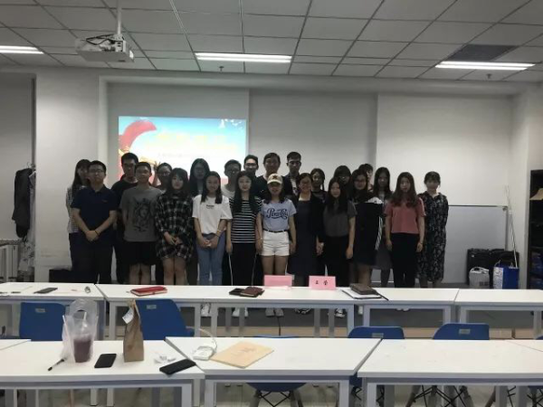 旅游学院