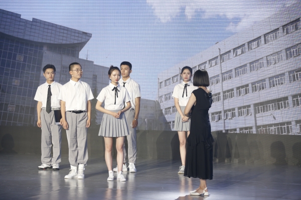 第一篇章感恩师